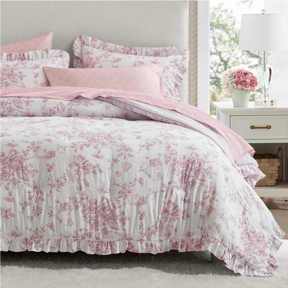 Madison Park Other - Madison Park Pink Floral King Size Comforter Set 7 pieces